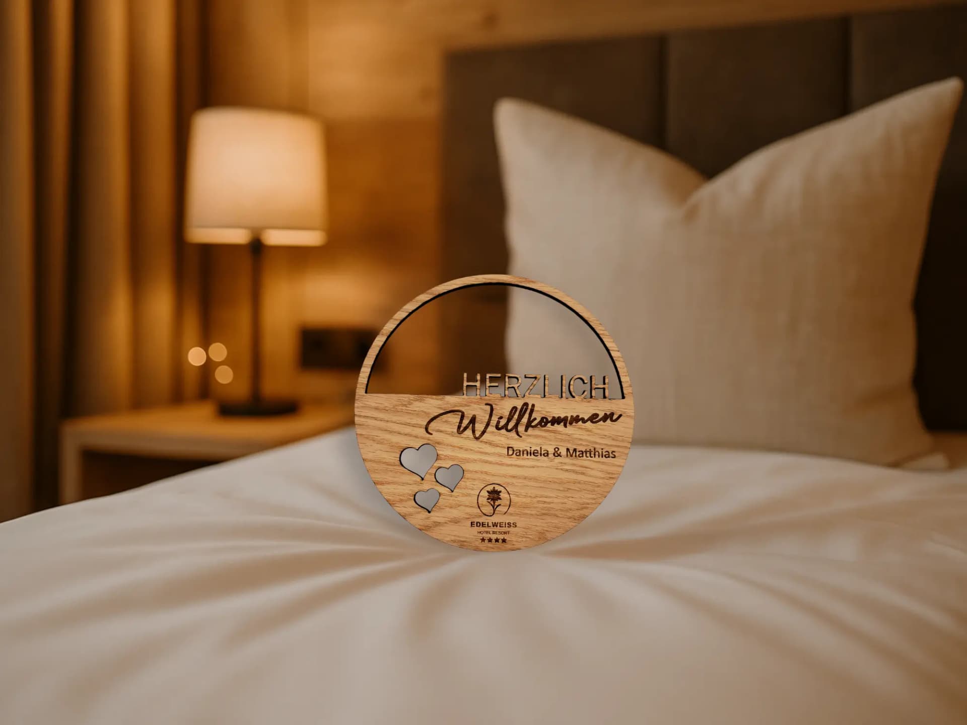 Gastgeschenk aus Holz mit persönlicher Gestaltung für Hotelgäste